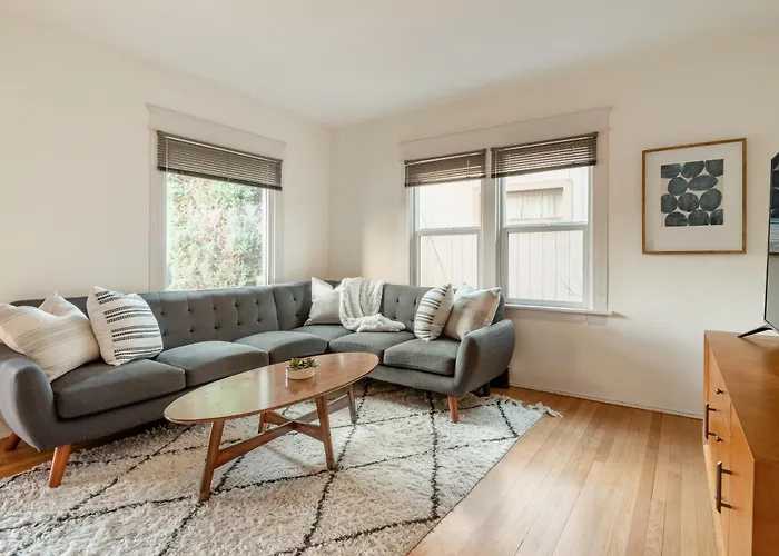 Stay Portland Collection - Heartofbuckman Midcentury Dream 86 Walkscore 3Br